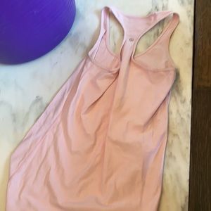 Lululemon workout top